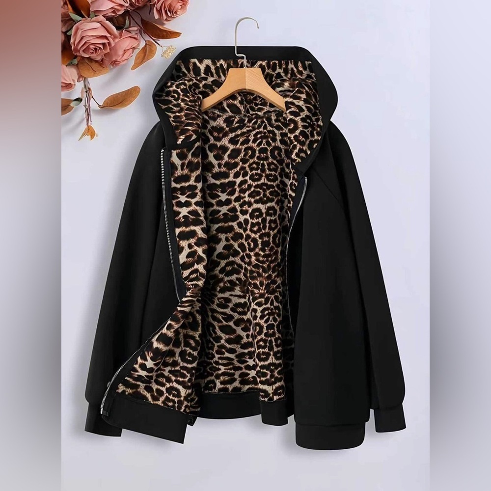 Hooded Leopard Lined Zip-Up Outerwear